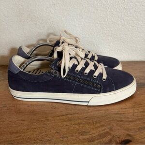Taos Women's Z Soul Side Zip Canvas Lace Sneaker in Blue Indigo Size 10